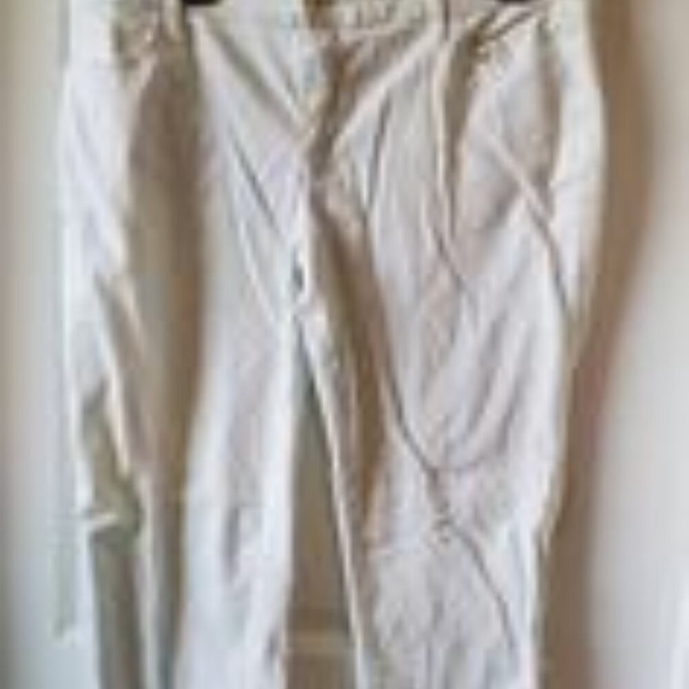 White cotton Liz Clairborne pants. Size 14.